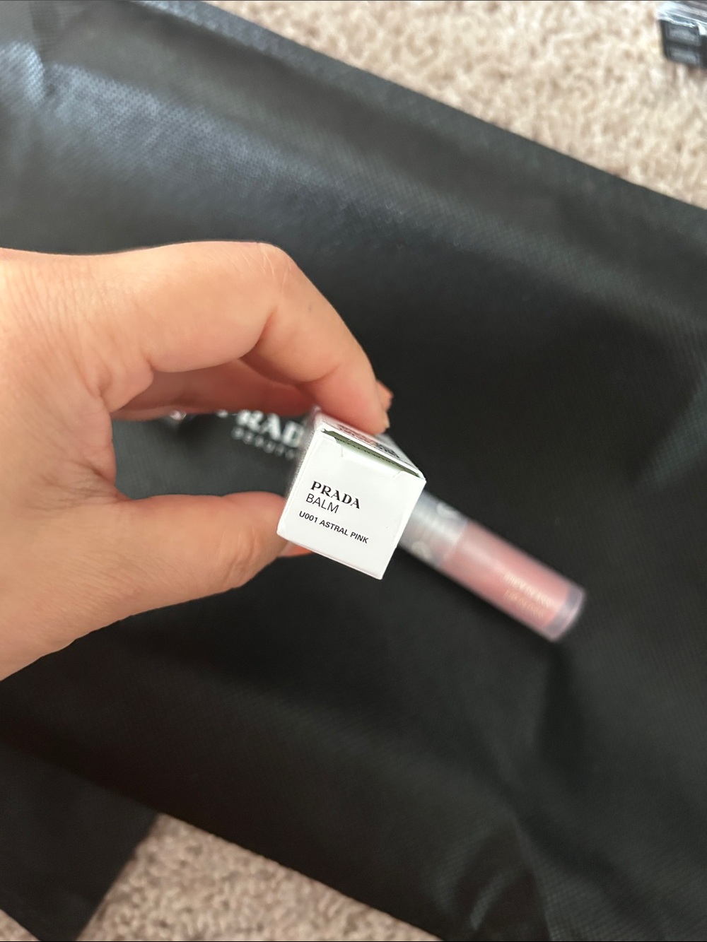 Prada lip blushing care balm - Picture 16 of 17